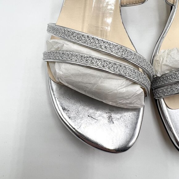 Touch Ups Womens‎ 7M Maisie Silver Low Kitten Heels Dress Sandals Shoes 4473M - Picture 3 of 13